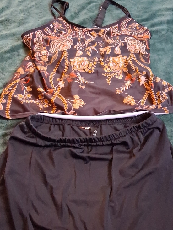 Maxine of Hollywood Other - Maxine Floral Printed Black Tankini Top and Black Swim Bottoms